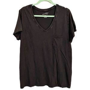 EUC - Universal Thread - Vintage Black - Size XL - Deep V Monterrey Tee